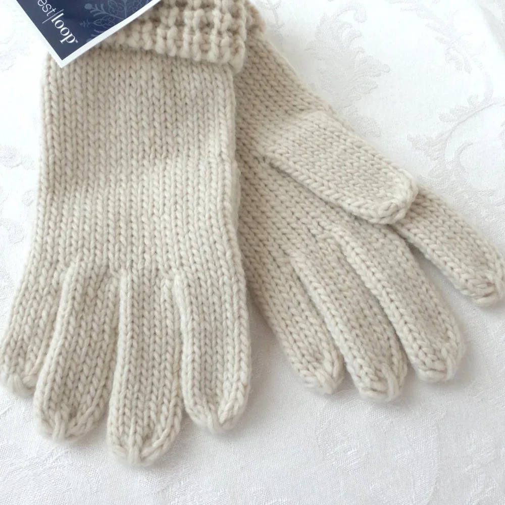 New West Loop Cream Knit Gloves + Hand Knit Purple Magenta Winter Cap Set